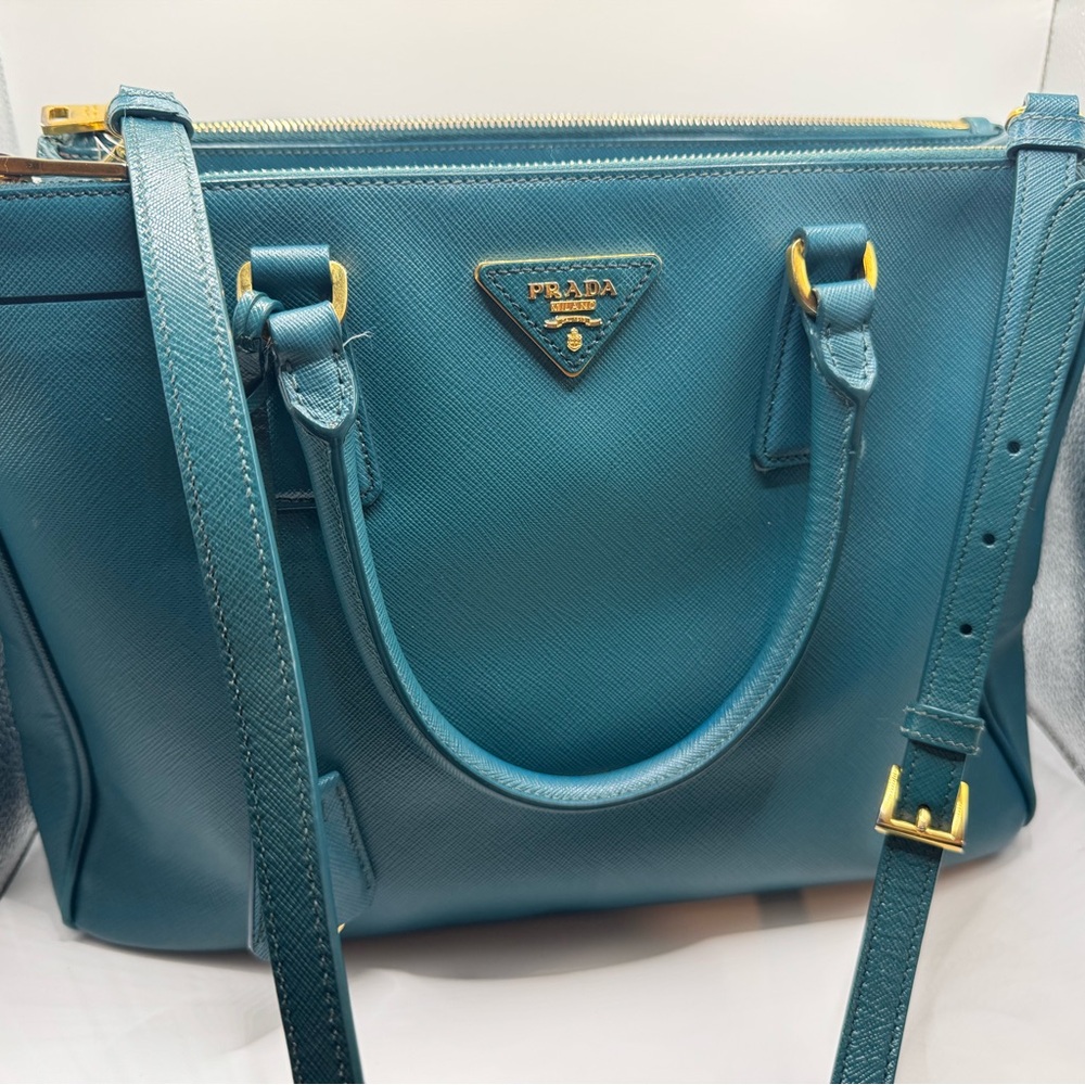 Prada Teal Galleria Handbag in Saffiano Leather. Double Zip! HOT BUY!!!
